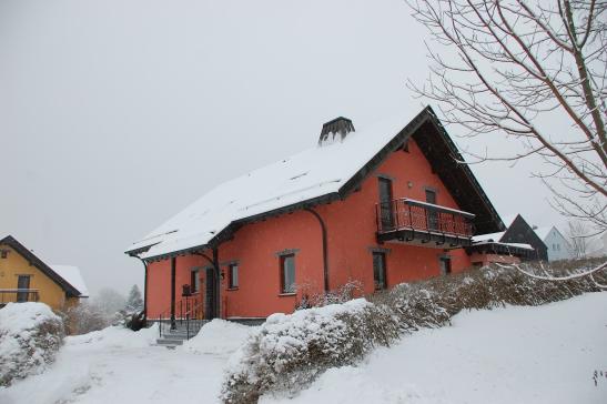 Ansicht von Straße im Winter